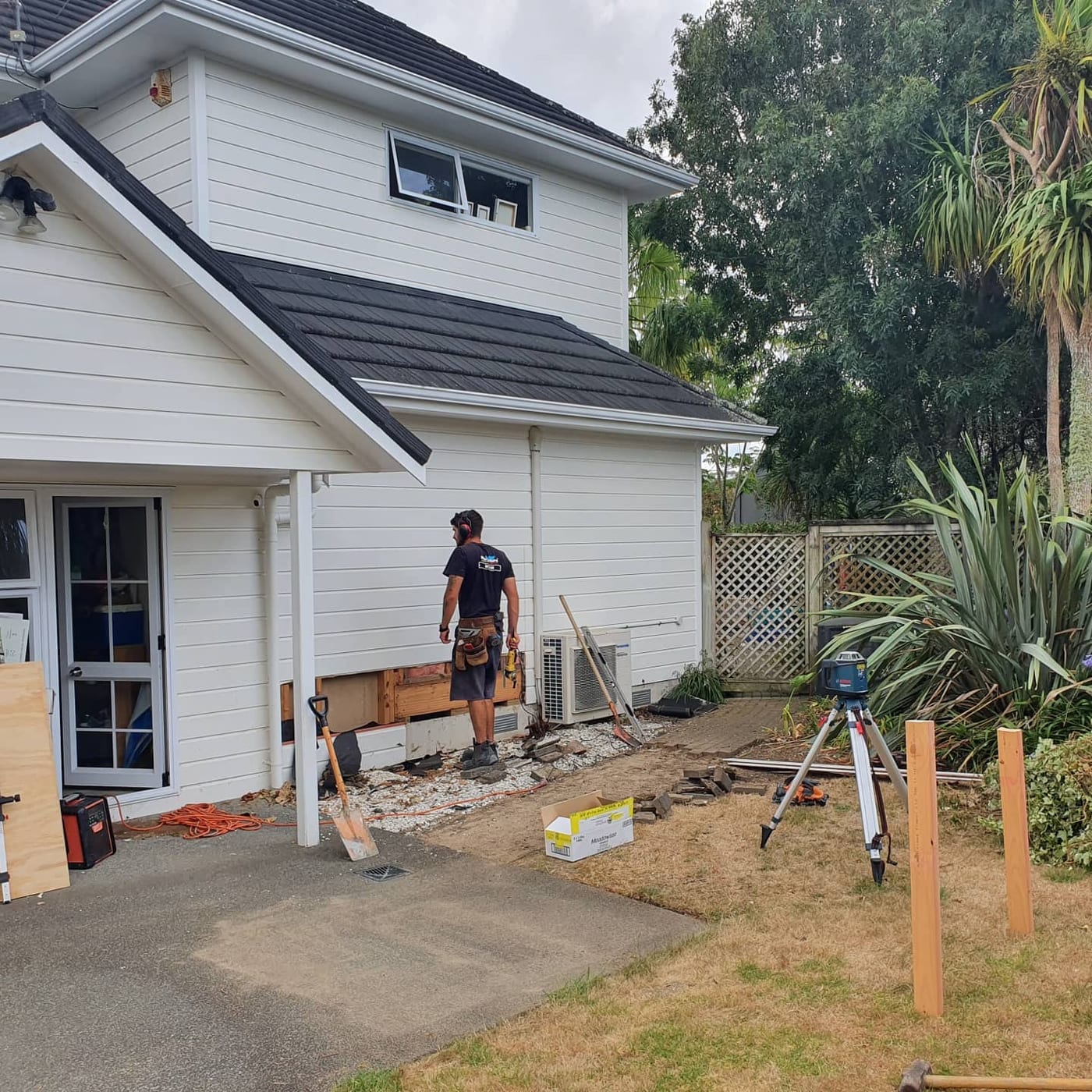 Small office addition on a weatherboard home